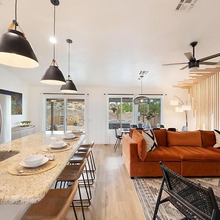 Alana House - Pool, Hot Tub, Bbq, Fire Pit And Walk To Hikes! Home 约书亚树 外观 照片