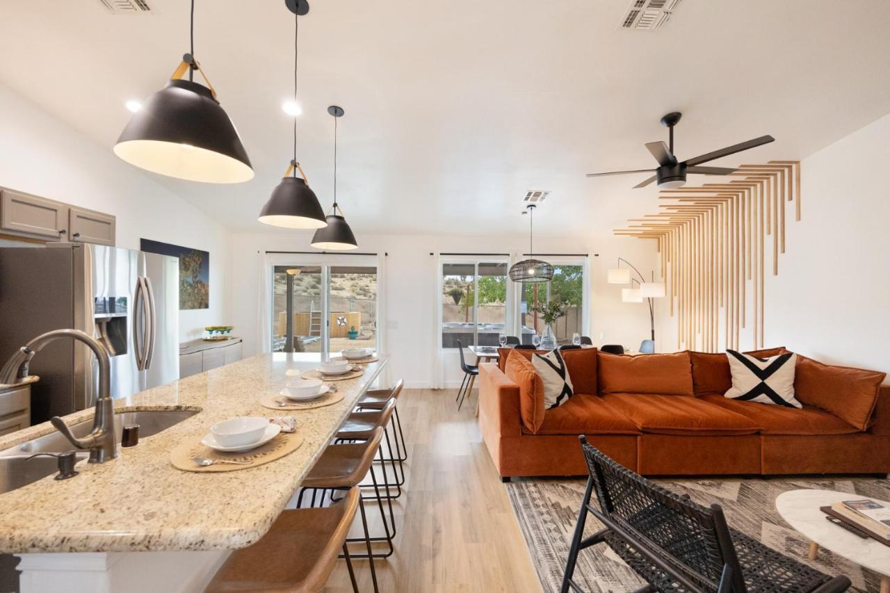 Alana House - Pool, Hot Tub, Bbq, Fire Pit And Walk To Hikes! Home 约书亚树 外观 照片